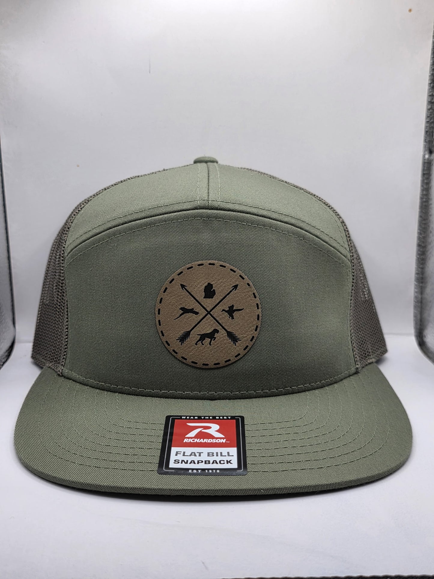 Mitten Outdoor Goods Hat